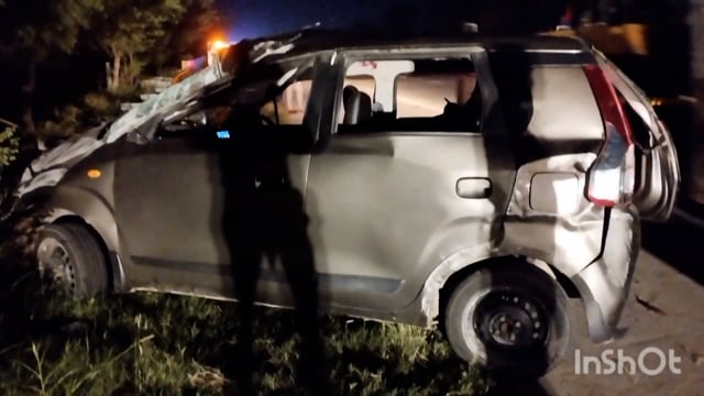 सुरीर क्षेत्र में दो दुर्घटनाओं में दो ट्रक व दो कार आपस में भिड़ी एक की मौत चार घायल