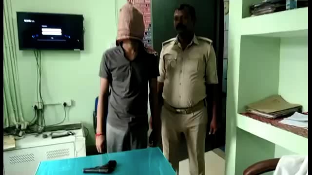 अमरपुर पुलिस ने मकदुम्मा गांव से एक युवक को पिस्टल के साथ किया गिरफ्तार