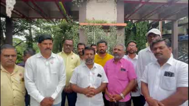 उसाला चार हजार रुपये भाव द्या व वजन काटे ऑनलाईन करा; स्वाभिमानी शेतकरी संघटनेचे महेश खराडे