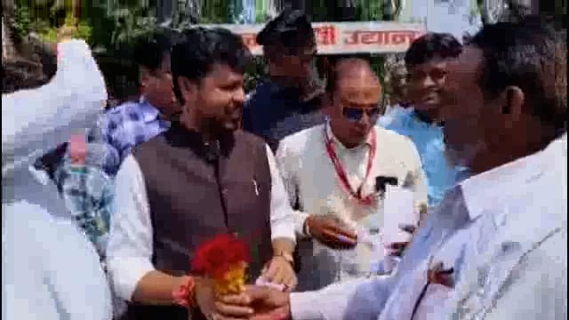 राज्यातील 14 हजार शाळेचे खाजगीकरण रद्द करावे,बहुजन विकास अभियानाचे मंत्री संजय बनसोडेकडे मागणी