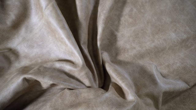 Vermont Distressed Veg-Tanned Cowhide