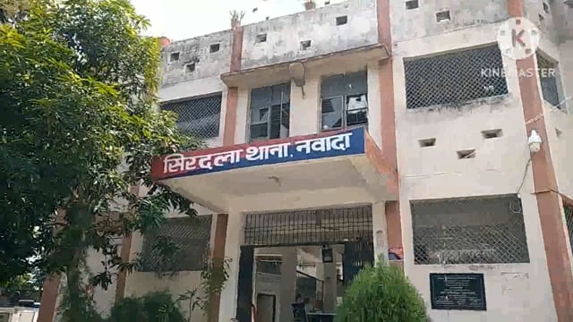 सिरदला प्रखंड के रवियों बेलदारी गांव में दो पक्षों में हुई मारपीट की घटना में चार लोग हुए जख्मी पीएचसी में किया गया इलाज