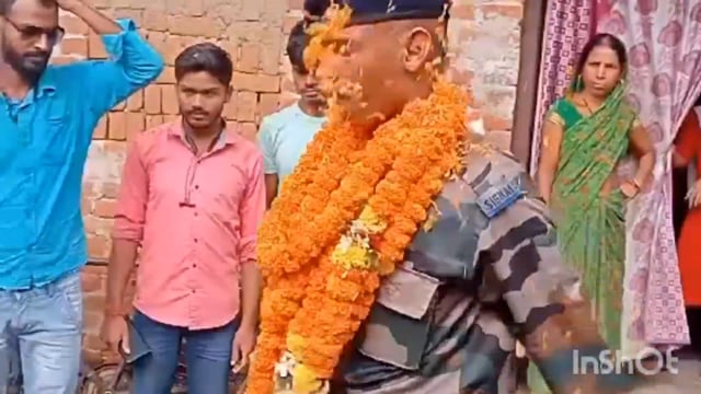 अग्निवीर लौटा गांव.लोगों ने किया जोरदार स्वागत,बेटे ने आते ही मां-बाप को किया सैल्यूट