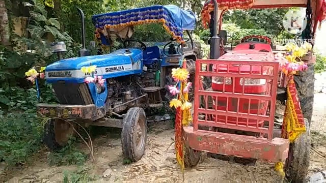 सिरदला पुलिस ने बैद्यनाथपुर गांव के समीप अवैध बालू परिवहन मामले में दो ट्रैक्टर को किया जप्त