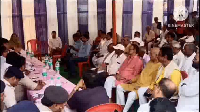 दुर्गा पूजा को लेकर तेलडीहा दुर्गा मंदिर प्रांगण में विधि व्यवस्था की गई समीक्षा