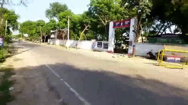 गंगा एक्स्प्रेस-वे निर्माण में मिट्टी डंपिंग का कार्य कर रहे ठेकेदार पर मानक विपरीत खुदाई का ग्रामीणों ने लगाया आरोप
महेशगंज थाना मे दी तहरीर