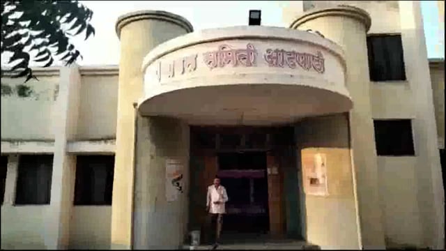 कोळेकर वस्ती विद्यार्थिनी मारहाण प्रकरणी वस्तुनिष्ठ चौकशी करा अन्यथा रस्त्यावर उतरू तालुक्यातील महिलांचे चौकशी समितीला न