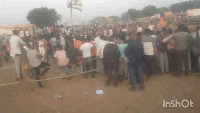 फरह दीनदयाल धाम मेला के दौरान दंगल का आयोजन किया गया 14 अक्टूबर को मेला की समाप्ति होने वाली है