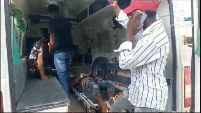 शाहपुर गांव के समीप बाइक व साइकिल की टक्कर में दो युवक हुए जख्मी एक युवक को किया गया रेफर