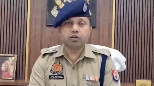 छात से मानव तस्करी में फंसी हुई पीड़ित बालिकाओं को मुक्त करने व अभियुक्क्तो की गिरफ्तार की जानकारी एसएसपी द्वारा दी