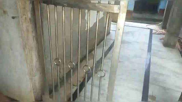 आनंदपुर ओपी क्षेत्र के पिंड़रा गांव अवस्थित पहाड़ नाथ बाबा मंदिर परिसर का रुपए से दान पेटी हुआ गायब जांच में जुटी पुलिस 