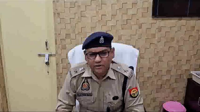 कोसीकला में मां ने की बेटा की हत्या और फांसी के फंदे पर झुली एसपी देहात ने दी जानकारी