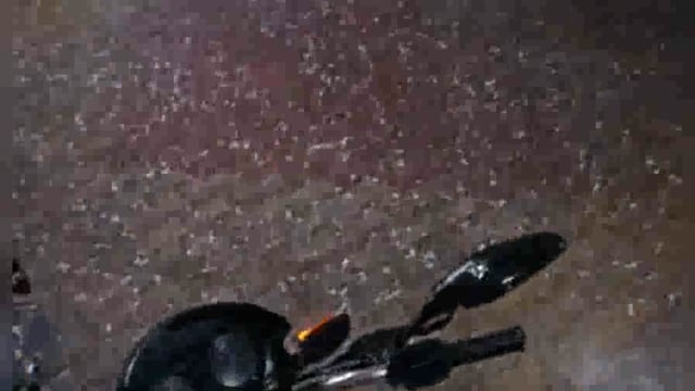 आगरा में ओलावृष्टि से हुआ जनजीवन अस्त-व्यस्त किसानों का हुआ भारी नुकसान