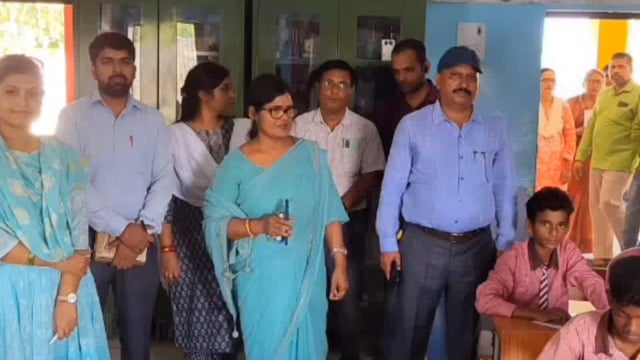 विज्ञान विषय की परीक्षा का हुआ आयोजन