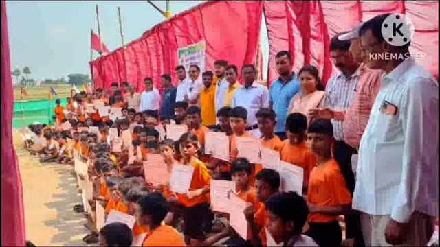 जिला पदाधिकारी के निर्देश पर जिले में 600 बालकों को दिया जा रहा है सुरक्षित तैराकी प्रशिक्षण