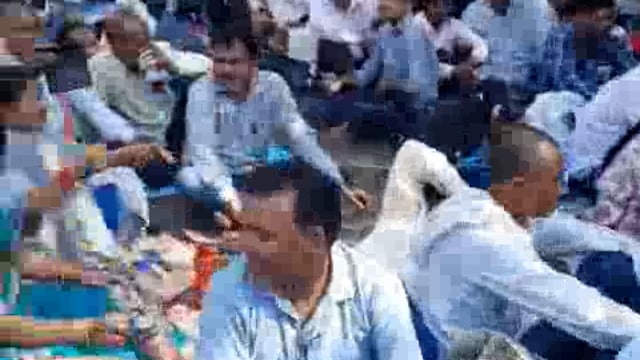 Lucknow Eco garden mein shikshamitron ka Vishal dharna Lakhon ki sankhya Mein pahunche Shikshamitra