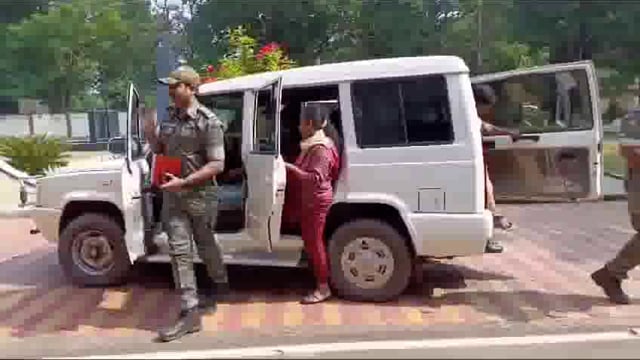 जिल्ह्यातील मन हेलावणारी घटना; स्वतःच्या कुटुंबीयांना विष देऊन केली हत्या