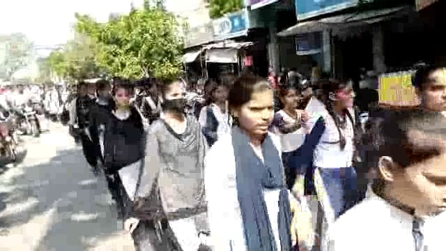 मिशन शक्ति अभियान के तहत राया में कालेज छात्राओं ने रैली निकाल किया जागरूक