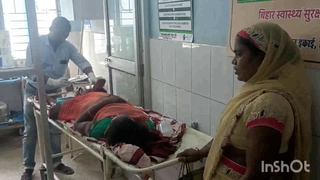 लखीसराय जिले के विरूपुर थाना क्षेत्र के कमरपुर गांव के समीप टेंपू पलटने से एक महिला गंभीर रूप से हुई जख्मी