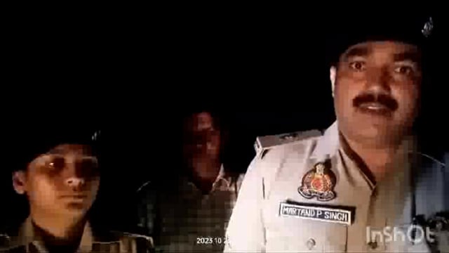 फरह क्षेत्र में रिफाइनरी के पाइप लाइन से तेल चोरी करने वाले बदमाशों से हुई पुलिस की मुठभेड़ दो गोली लगने से घायल 3 पकडे