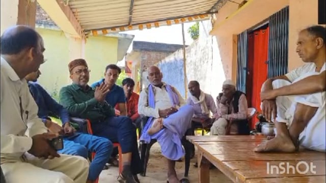 सरहरा निवासी युवक के आत्मदाह करने से हुई मौत की घटना पर चाणक्य सेवा संस्थान ने पीड़ित परिवार के घर  पहुंचकर की मुलाकात