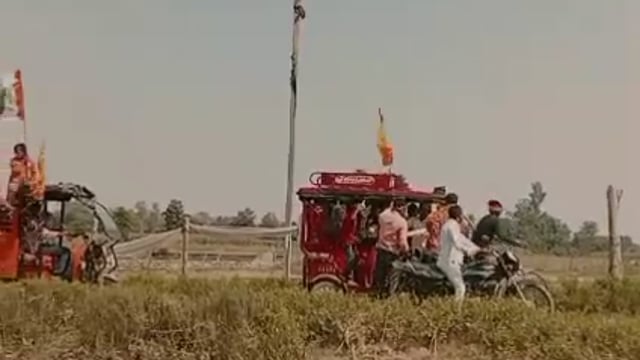  नगवा वाली माता जी की अगुवाई में निकाली गई विशाल कलश यात्रा, बाबा बालेश्वर नाथ मंदिर पर हजारों की संख्या में  हुए शामिल 