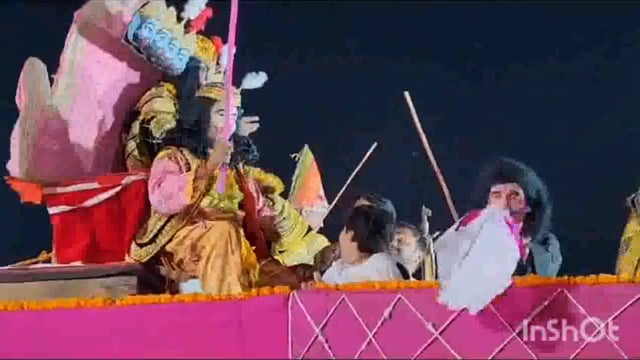 विजयदशमी के पावन पर पर मथुरा के रामलीला मैदान में हुआ रावण व मेघनाथ का पुतला दहन