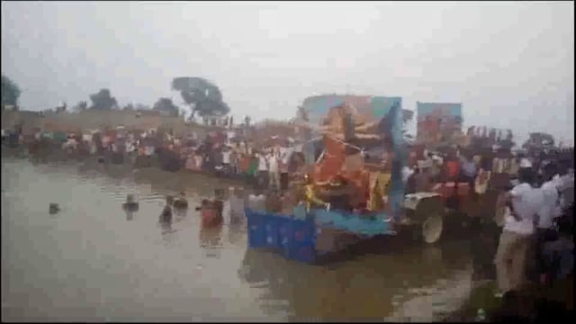 अमरपुर प्रखंड  में सौहार्द पूर्ण माहौल में दुर्गा प्रतिमाओं का हुआ विसर्जन पूर्व सांसद एवं पूर्व विधायक ने किया शिरकत