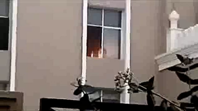 कर्नाटक बैंगलोर हज हाउस में लगी आग आग बुझाने में कामयाब रहे फायर ब्रिगेड की वहांन मौके पर पहुंची