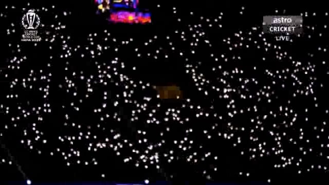 *इकाना स्टेडियम लखनऊ का दृश्य**
भारत ने इंग्लैंड को 100 रनों से दी करारी मात। भारत के जीत का सिलसिला लगातार जारी।*