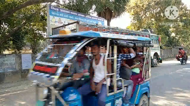 नवादा खनन विभाग की टीम ने सिरदला के कोल्डीहा गांव के समीप गिट्टी से लदा एक ट्रक वाहन को किया जप्त