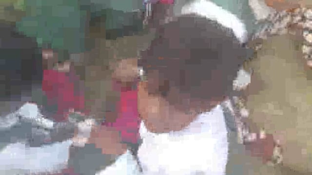 badayun jila mein Bank Se Ja Rahe schooli bacche bus mein Ja takraai Van 17 bacchon ki mauke per Maut ho gai