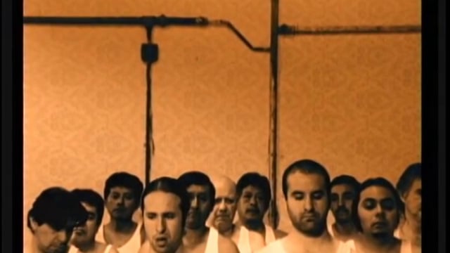 Fragmento: Primer movimiento para 20 hombres en una habitación vacía. 
(Fragment: First movment for 20 men in an empty room).
