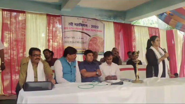 रबी महाभियान कार्यक्रम का अमरपुर में हुआ समापन; किसानों को रबी फसलों के उन्नत पैदावार की दी जानकारी