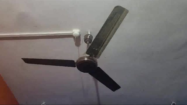 अंबेडकर नगर में बीती रात 11:30 बजे के करीब भूकंप के लगे तेज झटके
भूकंप के झटको से लोगों में मचा हड़कंप
भूकंप के झटको के बाद घरों के बाहर निकले लोग
एक के बाद एक दो भूकंप के झटके किए गए महसूस।