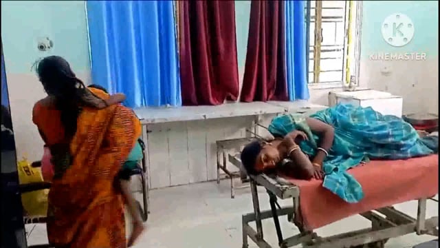 अज्ञात पिकअप वाहन ने पीछे से ऑटो में मारी टक्कर एक महिला एवं चालक का पैर बुरी तरह जख्मी प्राथमिक उपचार के बाद रेफर