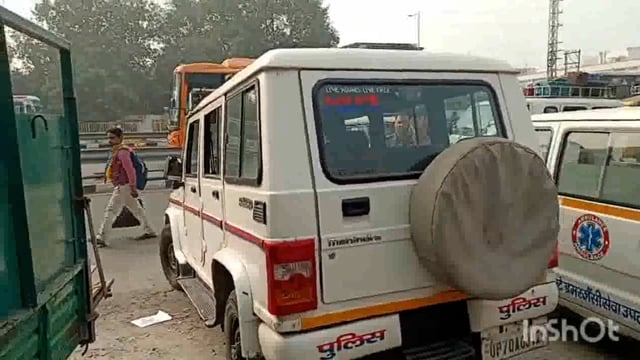मथुरा कोतवाली के एक होटल में प्रेमी ने प्रेमका पर चाकू से किया तवातोड़ बार खुद को भी किया घायल