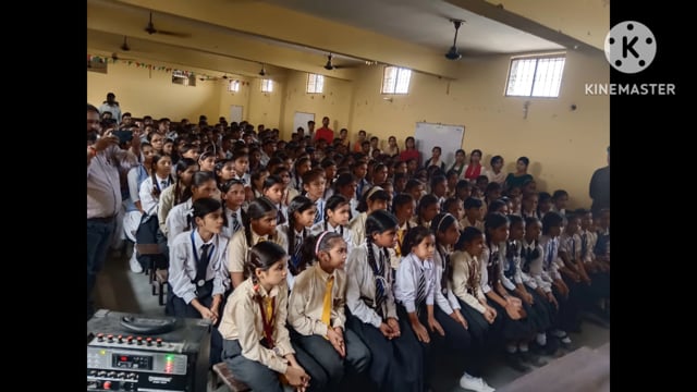 विद्यार्थियों के समूह के माध्यम में प्रभात फेरी निकाल कर जन संदेश स्थानीय क्षेत्र में भी प्रकाशित किया गया शाहगंज थाने 