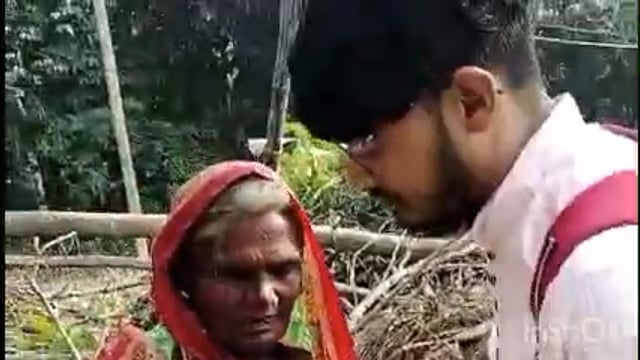 नया सोच सेवा समिति लगातार गरीब व बेसहारा परिवारों को वितरित कर रही है दिवाली गिफ्ट