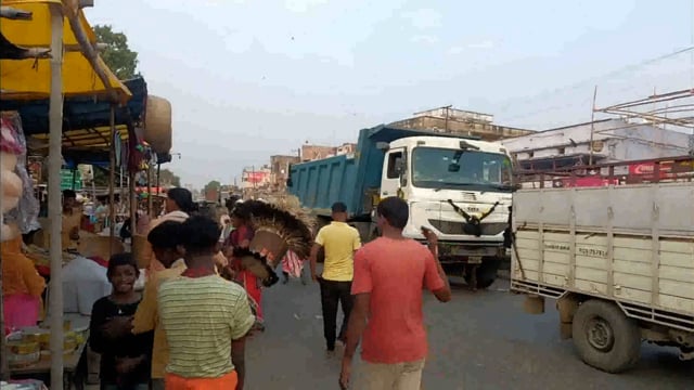 सूरजगढ़ा -मां लक्ष्मी की नम आंखों से ढोल ढाक एवं डीजे के साथ विदाई दी गई है।