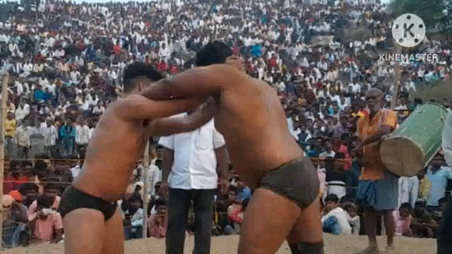 सिरदला के जरा बाबा पहाड़ी पर आयोजित दंगल प्रतियोगिता के विजेता बने जम्मू के दीपक