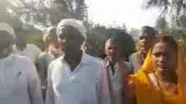 छठियारा पंचायत के मुखिया फुल कुमारी के द्वारा छठ व्रतियों को गंगा स्नान को लेकर दर्जनों वाहन से भेजा गया मुंगेर के बबुआ