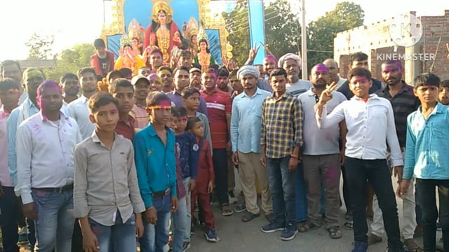 सिरदला प्रखंड के विभिन्न स्थानों पर स्थापित मां लक्ष्मी की प्रतिमा का नम आंखों से दी गई विदाई