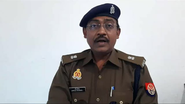 संभल में चार बदमाशों को गिरफ्तार करने के संबंध में जानकारी देते संभलअपर पुलिस अधीक्षक श्रीश्चन्द्र 