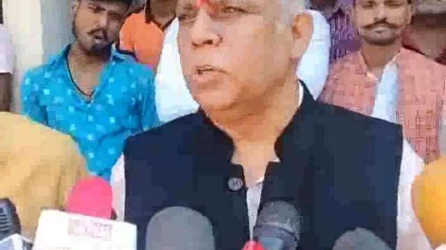 रेवती कस्बे में समाज सेवी राजेश सिंह दयाल ने कहा - लोगो की सेवा करना ही है मेरा कर्म