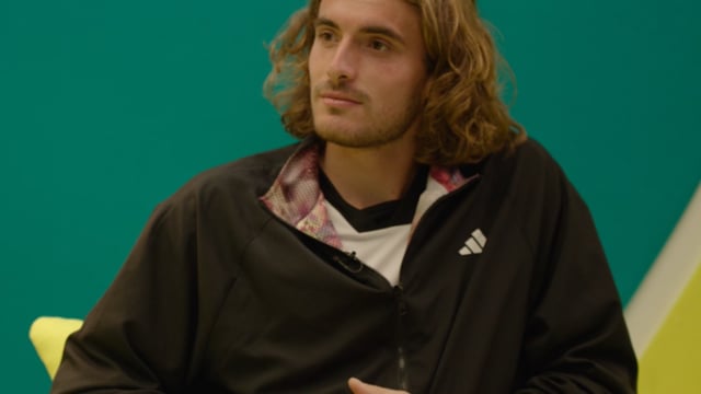 Warm & Fuzzy - S2 - Stefanos Tsitsipas 1x1