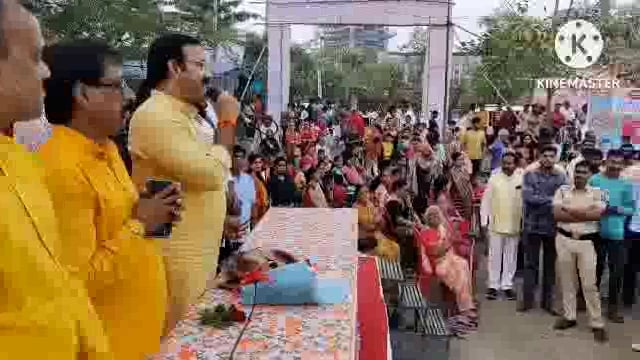 kalyan.chinchpadame chhathpuja dhumdham se manai gai