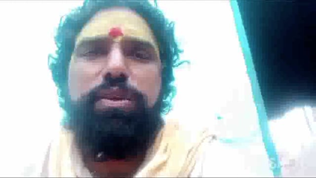 आगरा खैरागढ़ क्षेत्र के गांव बिरई मैं लोहड़ी माता की सेवीका रहती है लोगों के दुखों का निवारण करती है