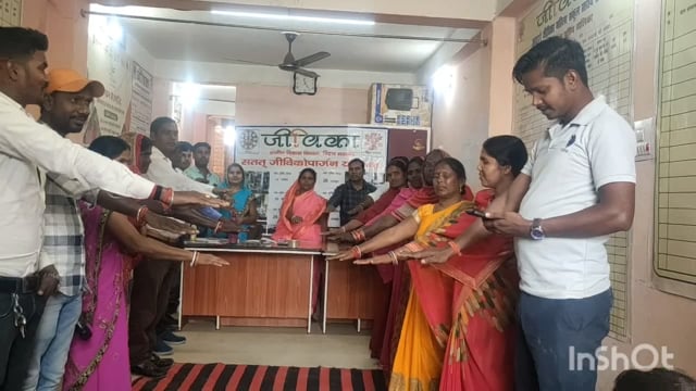 नशा मुक्ति दिवस पर जीविका दीदीयां ने लिया शपथ,क्षेत्र में शराब बंदी का कराएगी असर