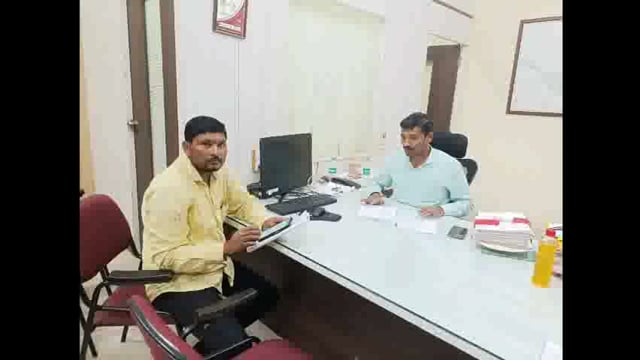 सांगली जिल्ह्यातील शेतकऱ्यांना फसवणुकीपासून वाचवण्यासाठी जिल्हा कृषी अधिकारी यांना निवेदन